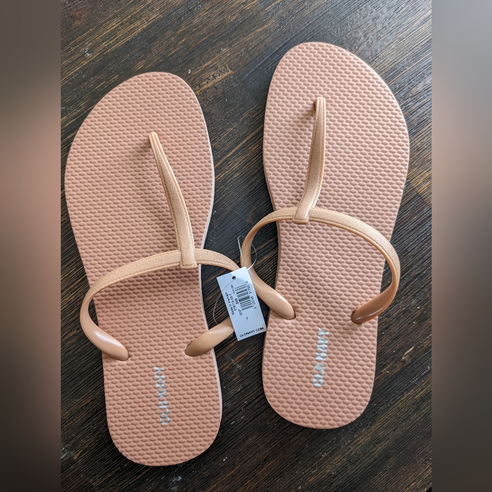 Old Navy Flip Flops